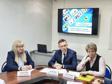 На встрече с молодыми специалистами образовательных и медицинских учреждений нашего муниципалитета обсудили вопросы условий труда и социальных гарантий