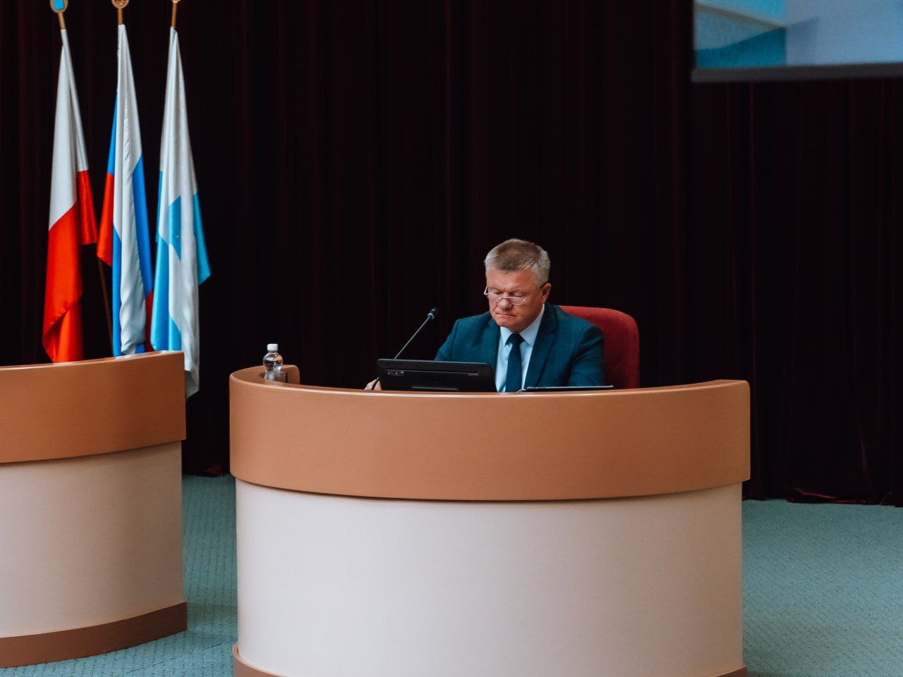 Также на заседании Саратовской городской Думы было поддержано решение о внесении законодательной инициативы в Саратовскую областную Думу