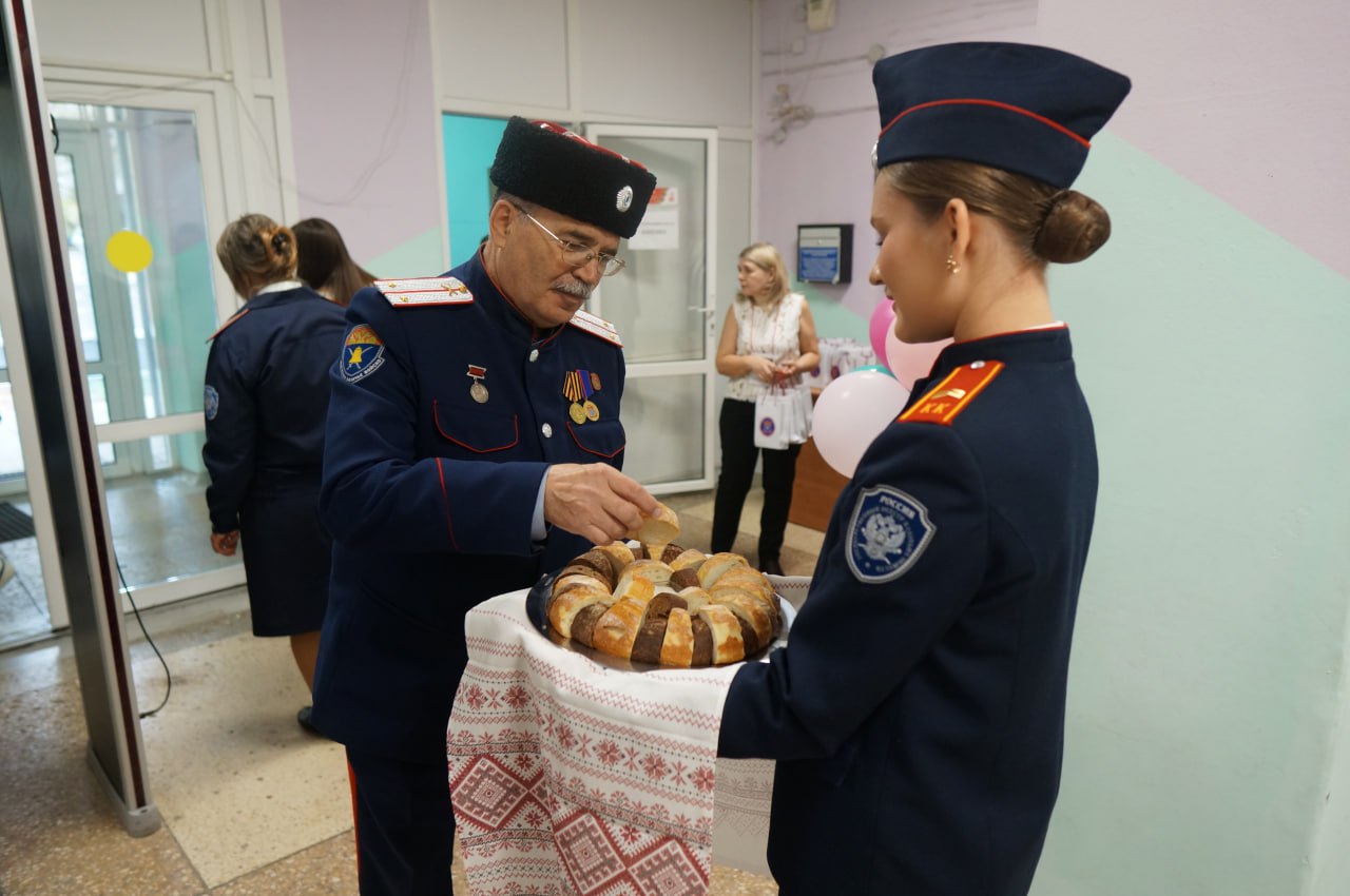 В Саратове на межрегиональной конференции обсудили развитие казачьего образования