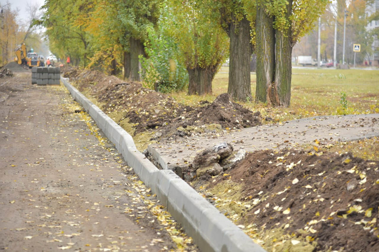 Еще на одном участке дублера улицы 30 лет Победы начались ремонтные работы Еще на одном участке дублера улицы 30 лет Победы начались ремонтные работы