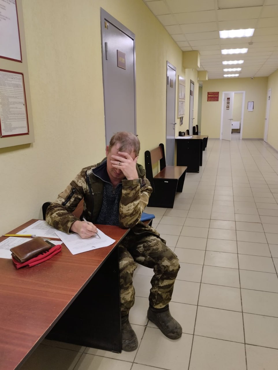 В Энгельсе ещё один несанкционированный торговец привлечен к административной ответственности В Энгельсе ещё один несанкционированный торговец привлечен к административной ответственности