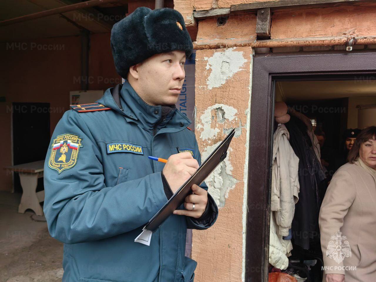 Безопасность на контроле. С начала года в регионе произошло около 6 тысяч пожаров, 97 человек погибли, из них четверо детей Безопасность на контроле. С начала года в регионе произошло около 6 тысяч пожаров, 97 человек погибли, из них четверо детей