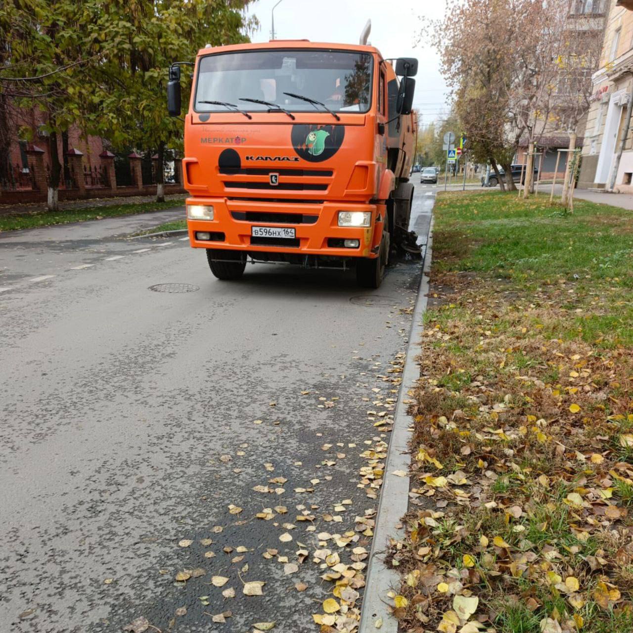Продолжаются мероприятия по благоустройству города Продолжаются мероприятия по благоустройству города