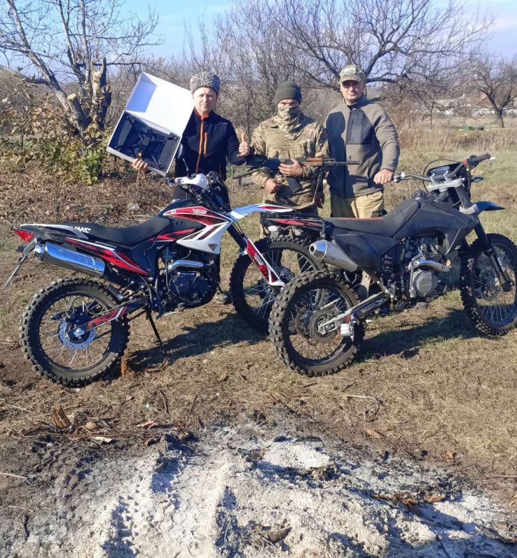Саратовские общественники продолжают помогать фронту Саратовские общественники продолжают помогать фронту
