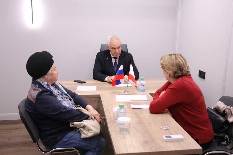 В новом обзоре страничек рассказываем, какие вопросы освещали депутаты вне стен Думы в течение шестидневной рабочей недели