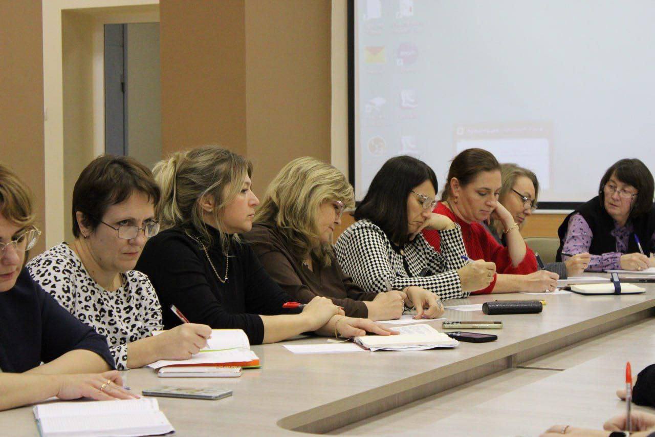 Управленческие команды саратовских школ повышают квалификацию благодаря новому муниципальному проекту по формированию кадрового резерва «ЛидерПро» Управленческие команды саратовских школ повышают квалификацию благодаря новому муниципальному проекту по формированию кадрового резерва «ЛидерПро»