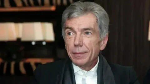 Скончался телеведущий Юрий Николаев