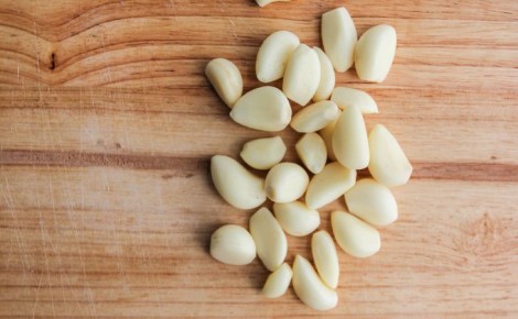 Черный чеснок: фирменное блюдо, которое можно приготовить дома