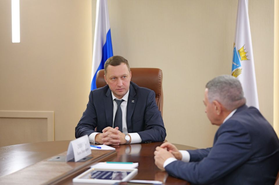 Губернатор Роман Бусаргин провел встречу с председателем Общественной палаты региона Борисом Шинчуком