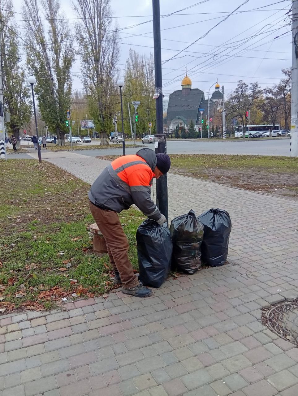 Благоустройство города Балаково ведется в ежедневном режиме Благоустройство города Балаково ведется в ежедневном режиме