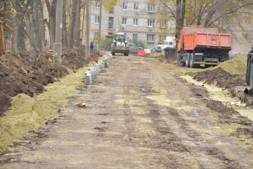 В Балаково продолжается ремонт дорог В Балаково продолжается ремонт дорог