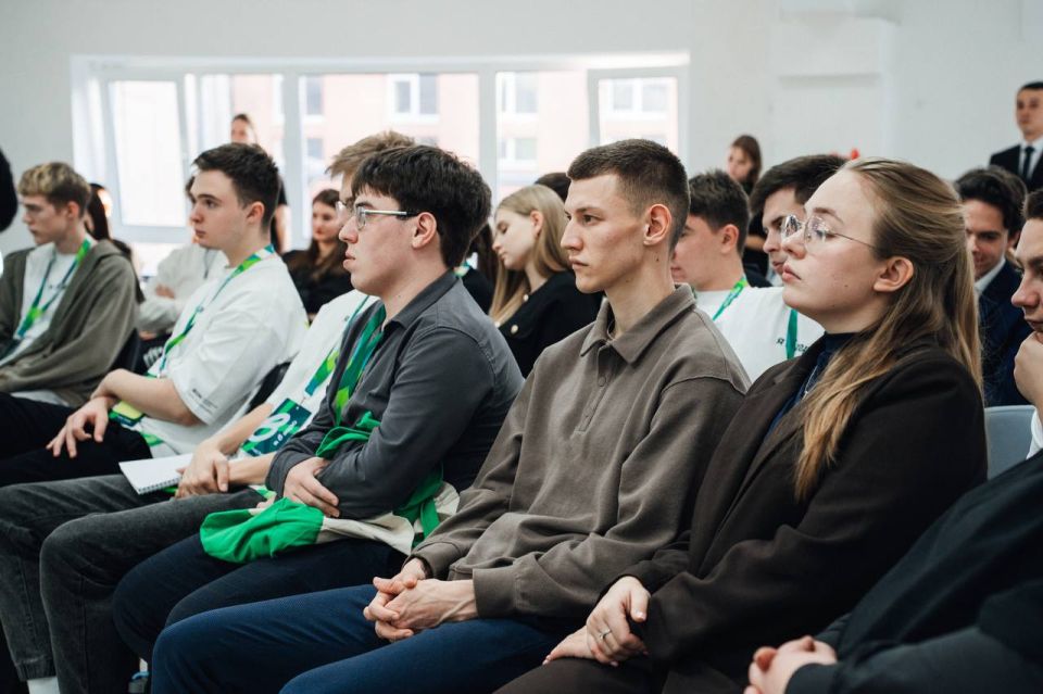 В рамках Всероссийского проекта «Я в Агро» состоялась панельная дискуссия с молодежью В рамках Всероссийского проекта «Я в Агро» состоялась панельная дискуссия с молодежью