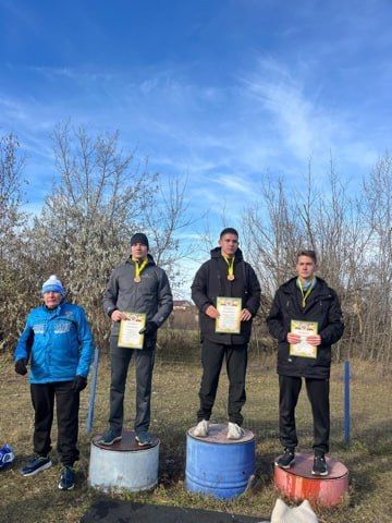 Кросс в Павловке: юные легкоатлеты завоевали призовые места Кросс в Павловке: юные легкоатлеты завоевали призовые места