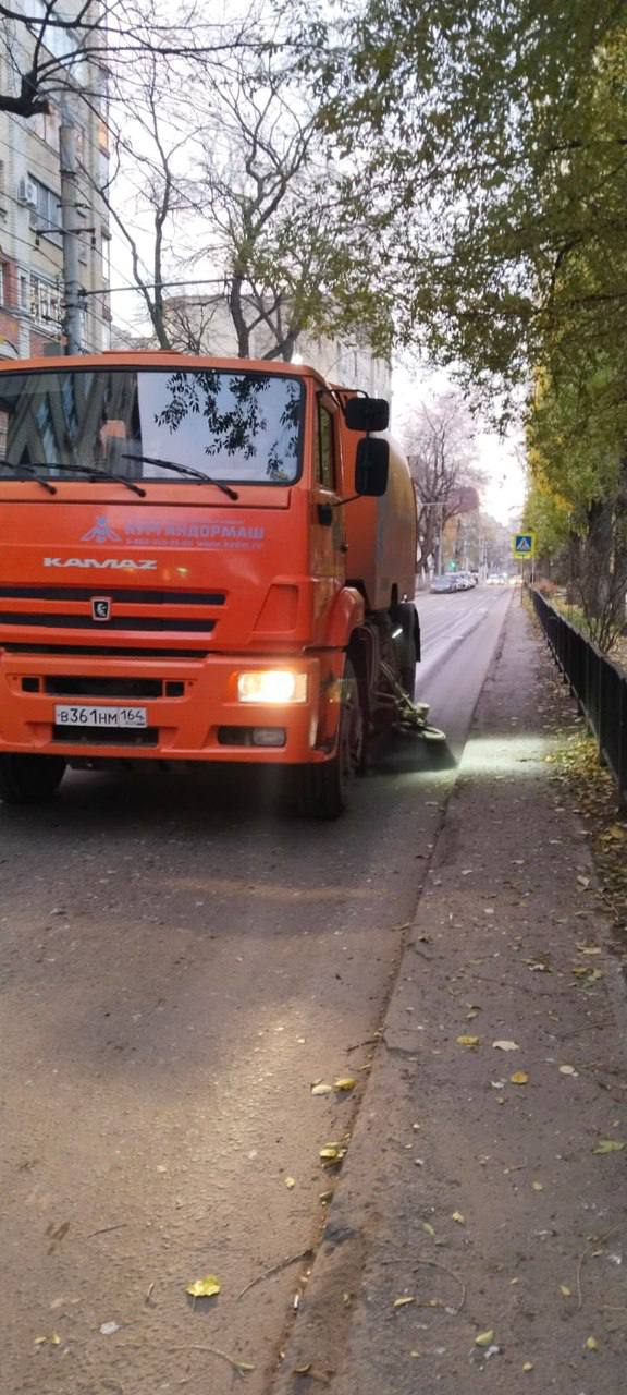 Продолжаются мероприятия по благоустройству города Продолжаются мероприятия по благоустройству города