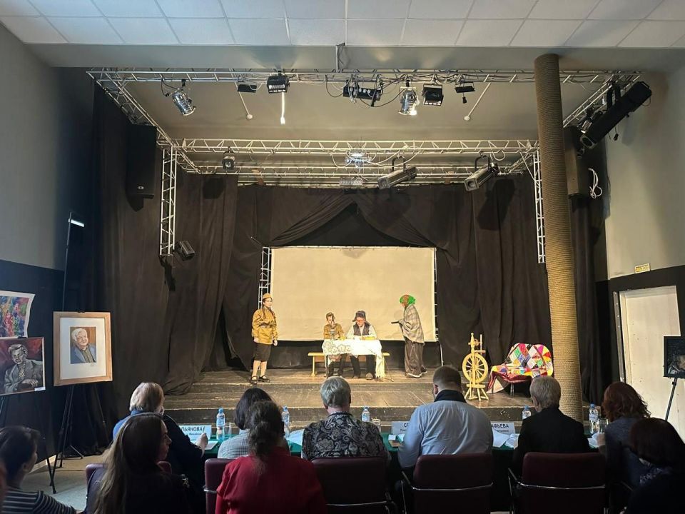 В честь юбилея Олега Табакова прошёл конкурс театрального творчества В честь юбилея Олега Табакова прошёл конкурс театрального творчества