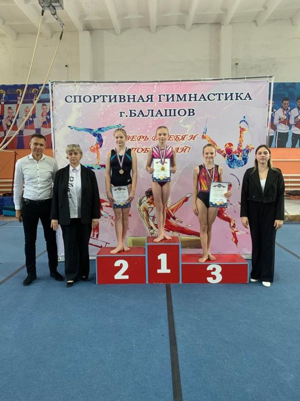 Балаковские спортсмены приняли участие в соревнованиях по спортивной гимнастике Балаковские спортсмены приняли участие в соревнованиях по спортивной гимнастике