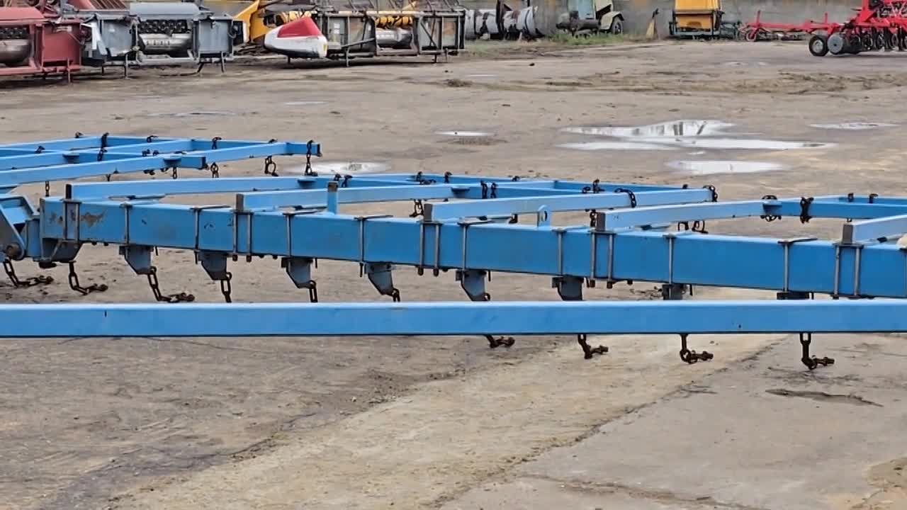 В рамках рабочей поездки посетил ООО «КФХ Весна» в с. Узморье, которое специализируется на производстве зерновых, технических, кормовых культур и подсолнечника