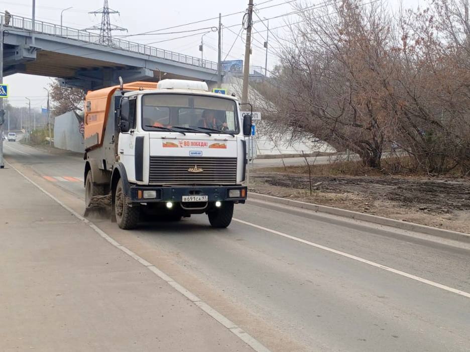 Продолжаются мероприятия по благоустройству города Продолжаются мероприятия по благоустройству города