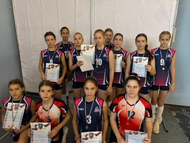 Турнир по волейболу: победу одержали команды СШ «Балаково»