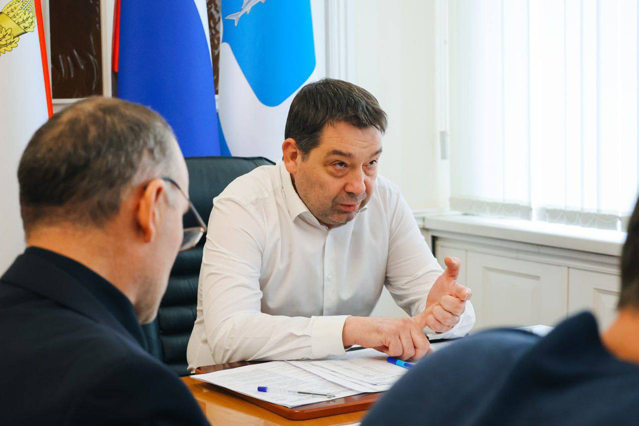 По поручению главы Саратова Михаила Исаева состоялось совещание по вопросам благоустройства города в осенне-зимний период