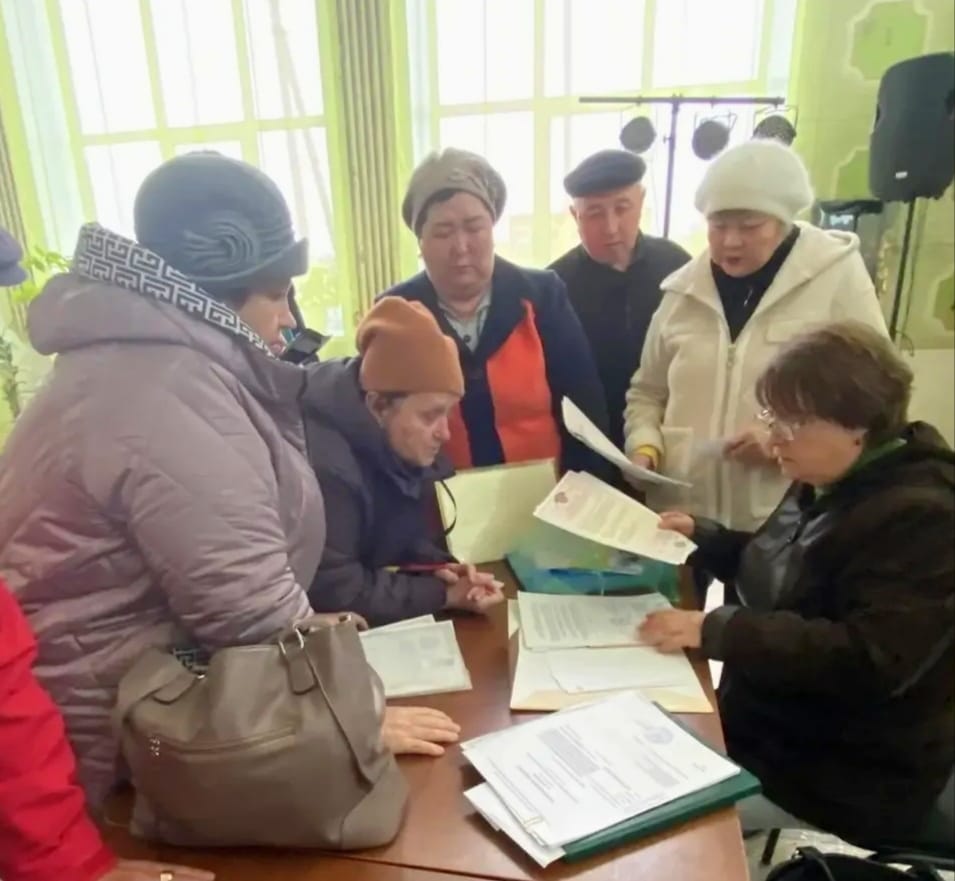 В населенных пунктах Энгельсского района для удобства жителей продолжаются встречи с кадастровыми инженерами и представителями учреждений финансовой сферы В населенных пунктах Энгельсского района для удобства жителей продолжаются встречи с кадастровыми инженерами и представителями учреждений финансовой сферы