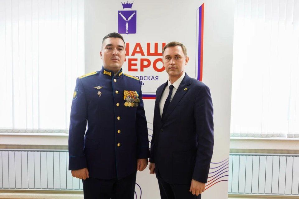 Участник специальной военной операции Олег Панферов, наставником которого являюсь в рамках региональной программы «Наши герои», завершил первый этап стажировки в органах местного самоуправления Энгельсского муниципального...