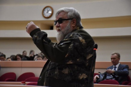 «Что это у вас за срань такая?»: Депутат Ванцов от имени московских любовниц пожаловался на причальные стенки Саратова