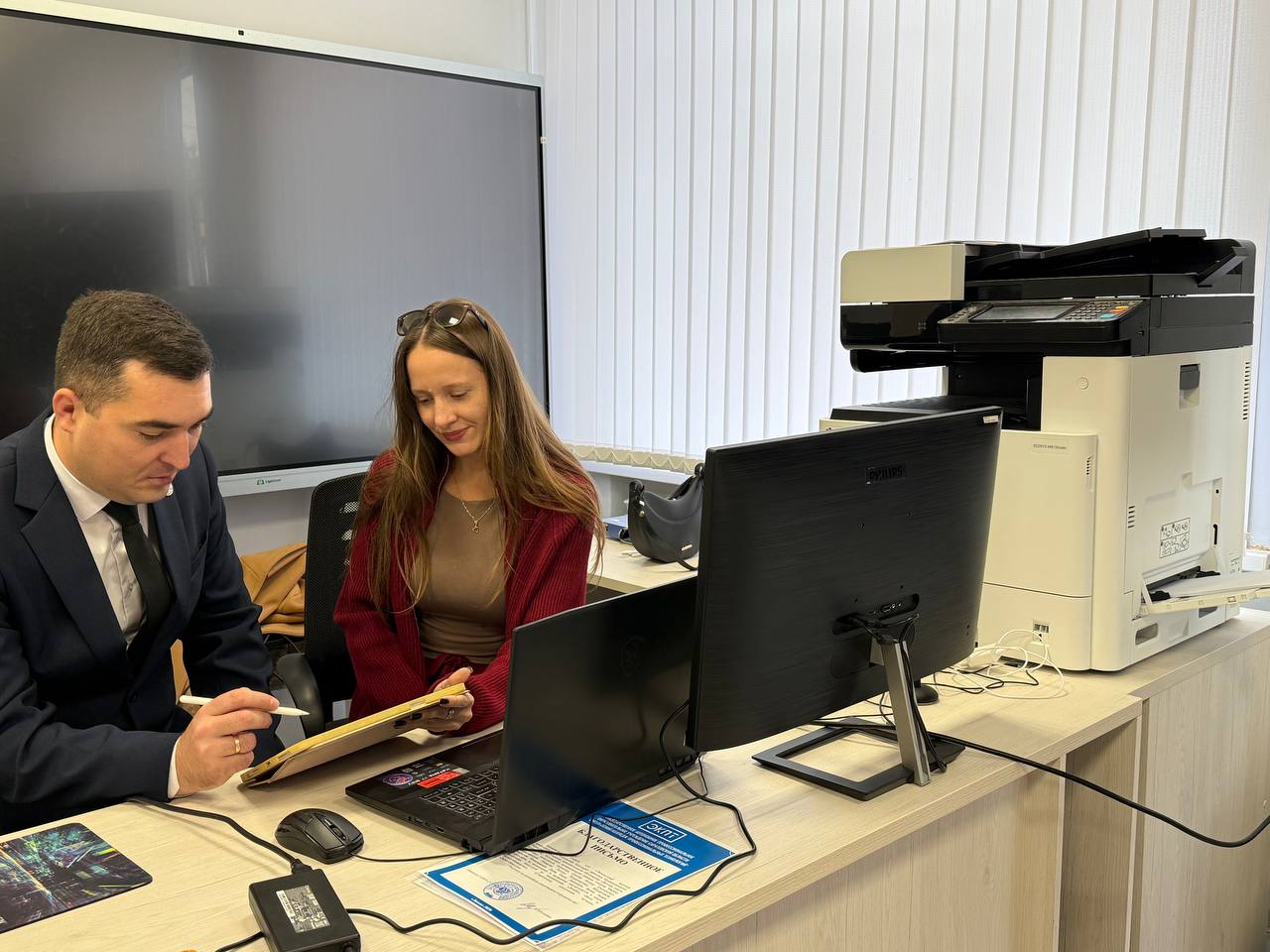 Участник специальной военной операции Олег Панферов, наставником которого являюсь в рамках региональной программы «Наши герои», завершил первый этап стажировки в органах местного самоуправления Энгельсского муниципального... Участник специальной военной операции Олег Панферов, наставником которого являюсь в рамках региональной программы «Наши герои», завершил первый этап стажировки в органах местного самоуправления Энгельсского муниципального...