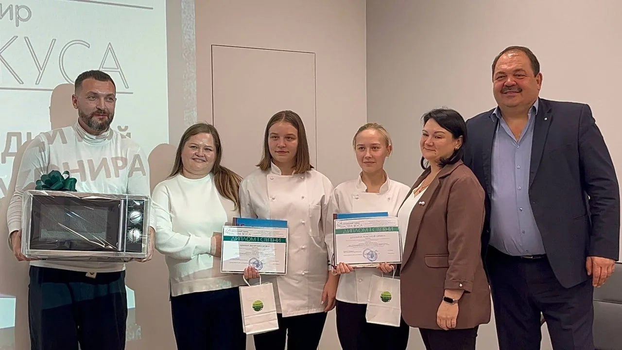 Турнир «Мастера вкуса» определил лучших поваров-студентов Турнир «Мастера вкуса» определил лучших поваров-студентов