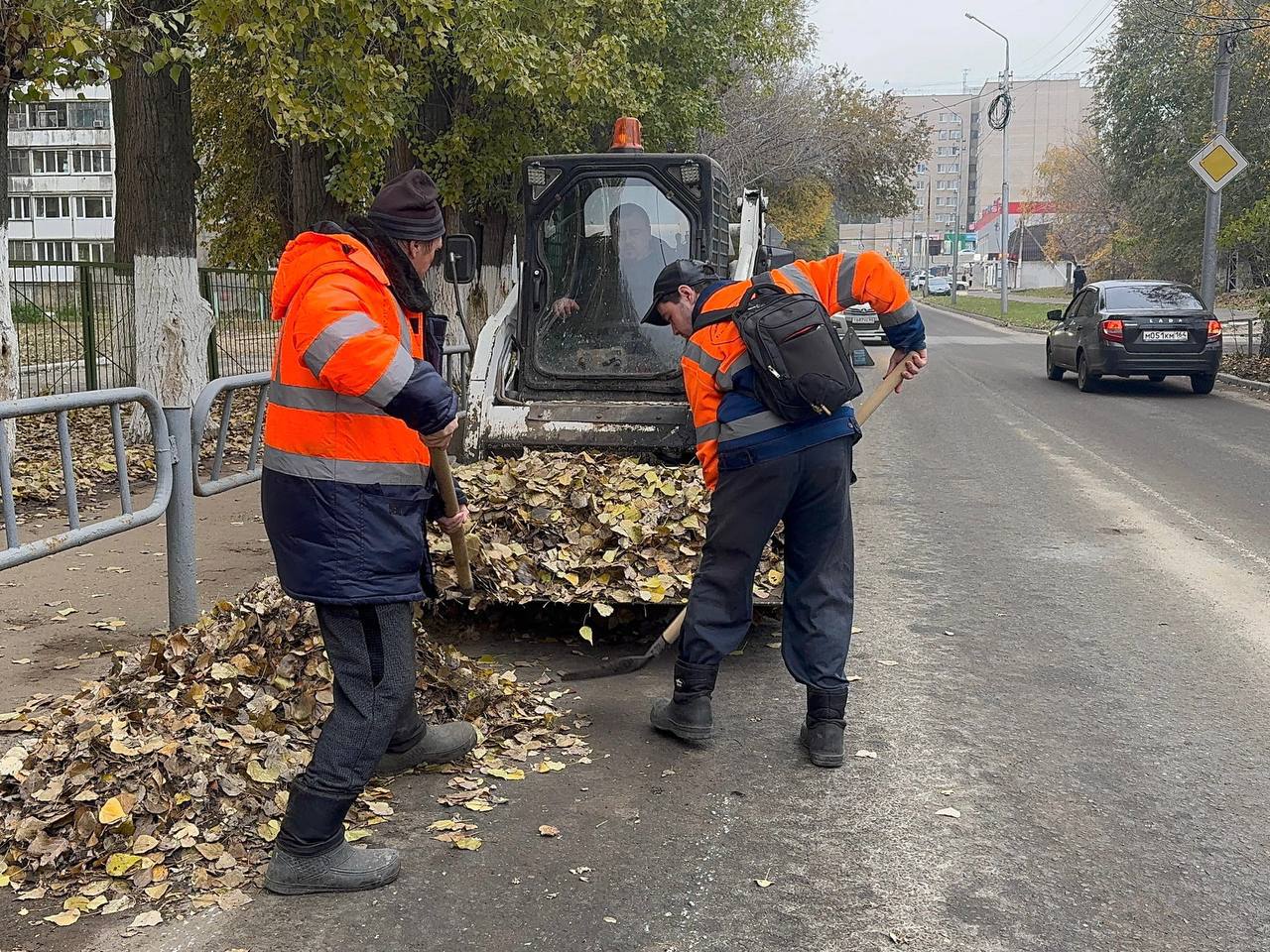 Продолжаются мероприятия по благоустройству города Продолжаются мероприятия по благоустройству города