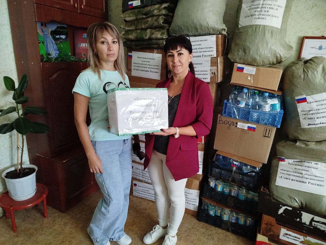 Саратовцы отправили 2 тонны помощи военнослужащим Саратовцы отправили 2 тонны помощи военнослужащим