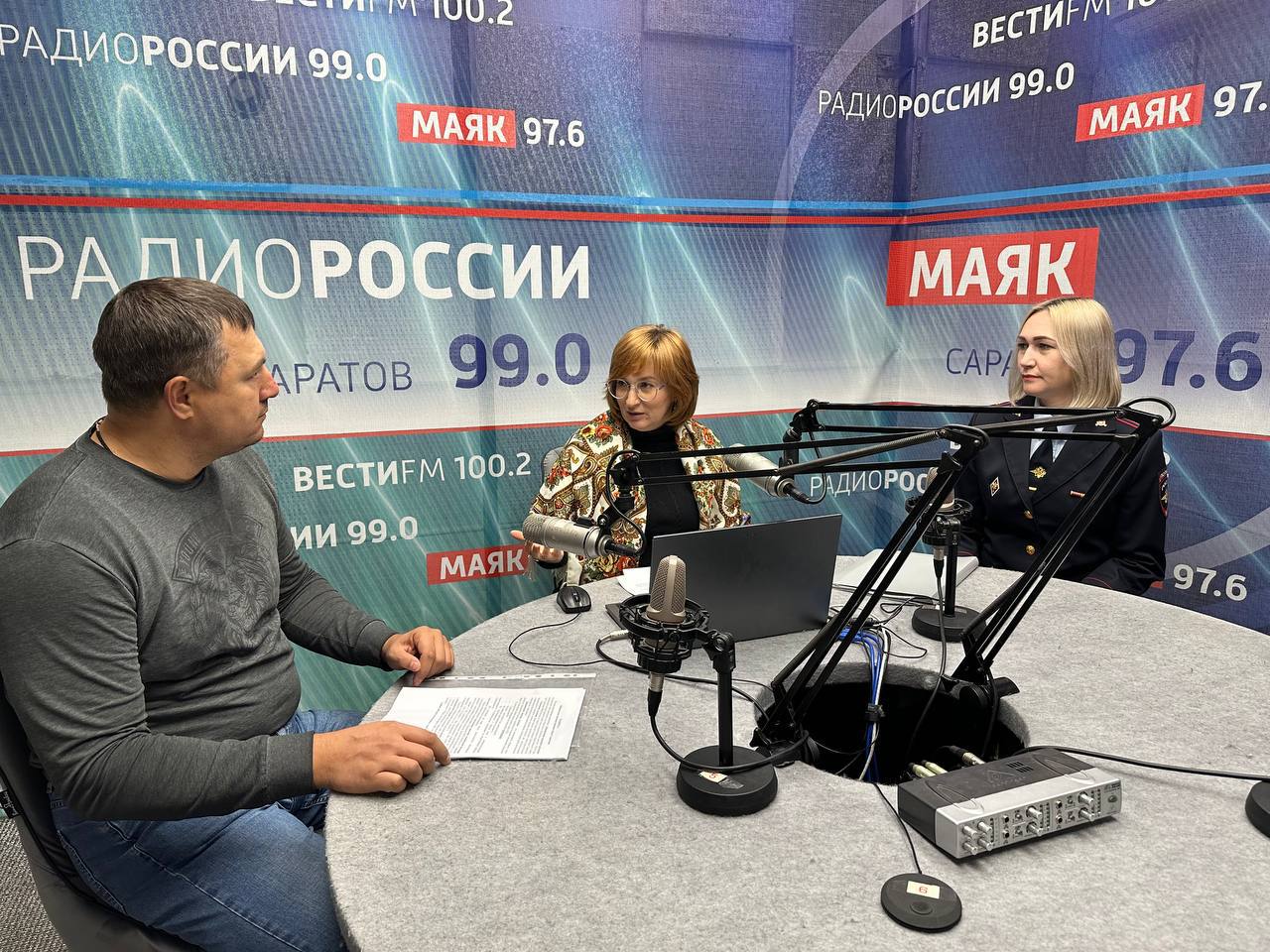 Внимание, выходит в эфир очередной «Час профессионала»!