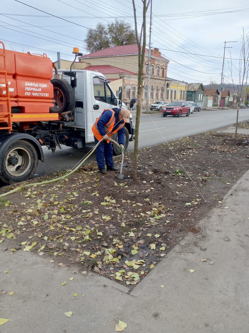 Продолжаются мероприятия по благоустройству города Продолжаются мероприятия по благоустройству города
