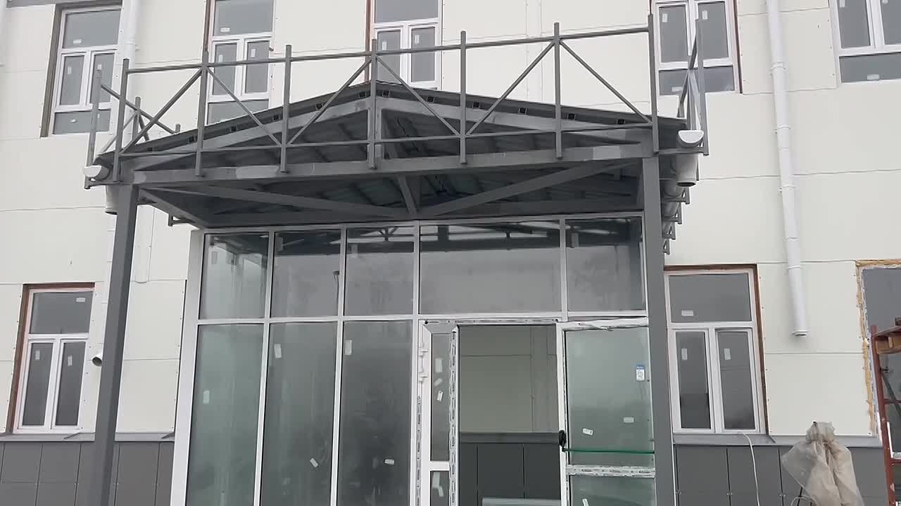 В селе Репное Балашовского района продолжается строительство многофункционального спортивно-досугового комплекса