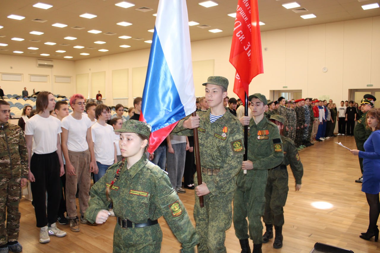 В Саратовской области состоялись масштабные соревнования по пулевой стрельбе «Снайпер» В Саратовской области состоялись масштабные соревнования по пулевой стрельбе «Снайпер»