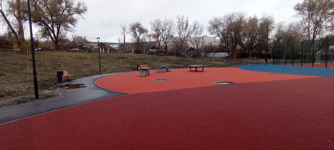 Сквер на Прессовой превратили в универсальную зону отдыха Сквер на Прессовой превратили в универсальную зону отдыха