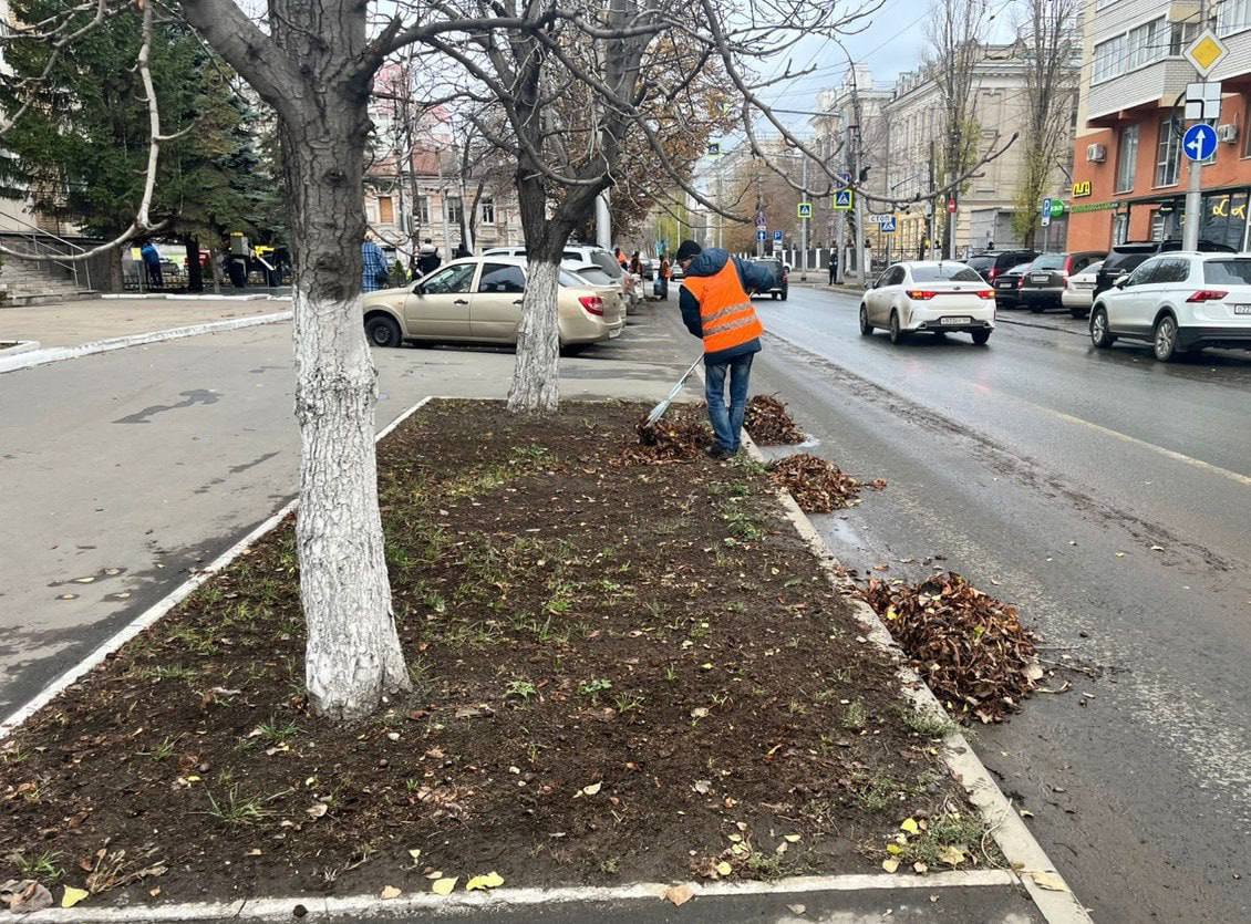 Продолжаются мероприятия по благоустройству города Продолжаются мероприятия по благоустройству города
