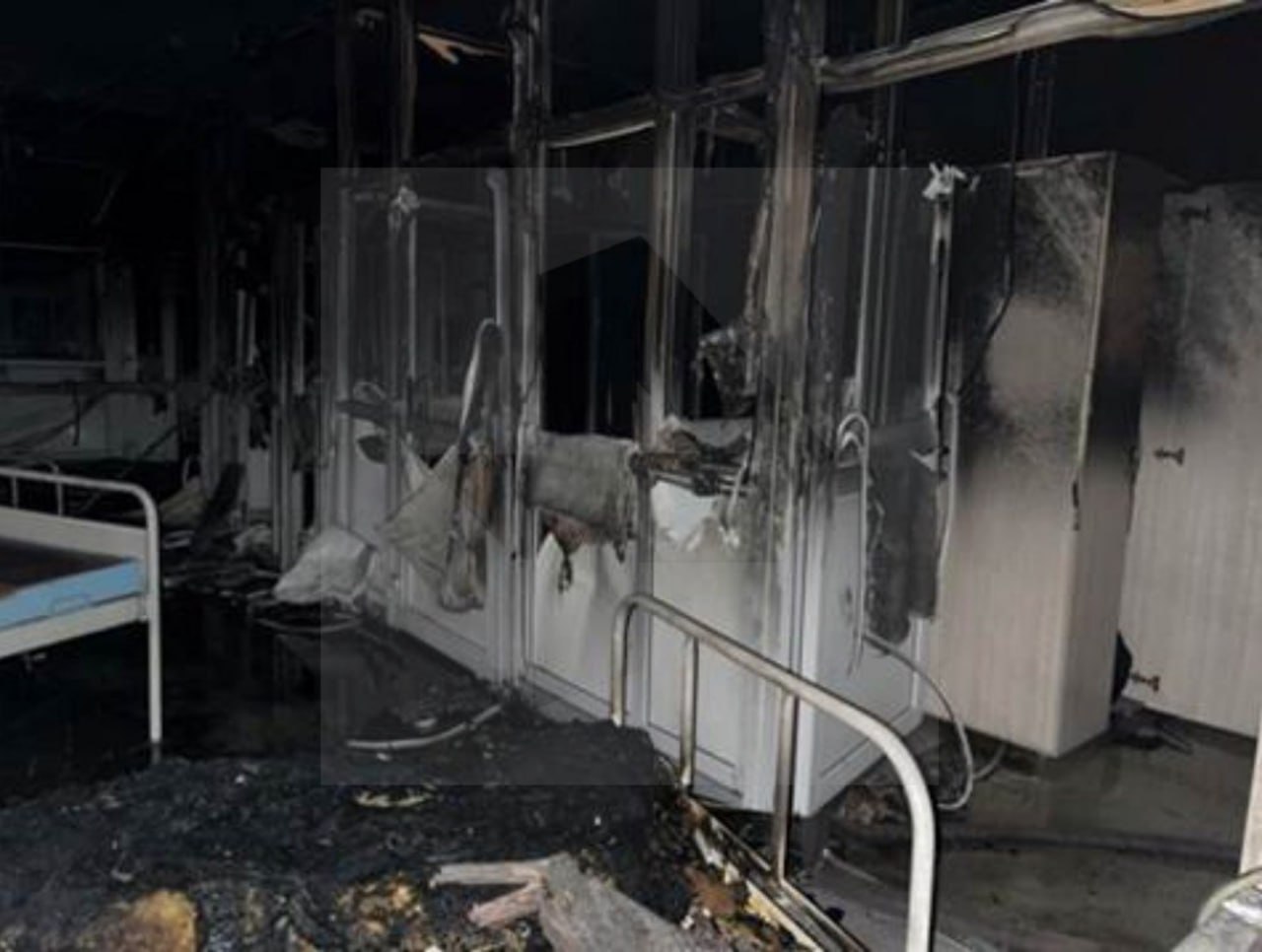 Сгоревшие оборудования и палаты: кадры последствий пожара в инфекционной больнице Саратова поступили в распоряжение РЕН ТВ Сгоревшие оборудования и палаты: кадры последствий пожара в инфекционной больнице Саратова поступили в распоряжение РЕН ТВ