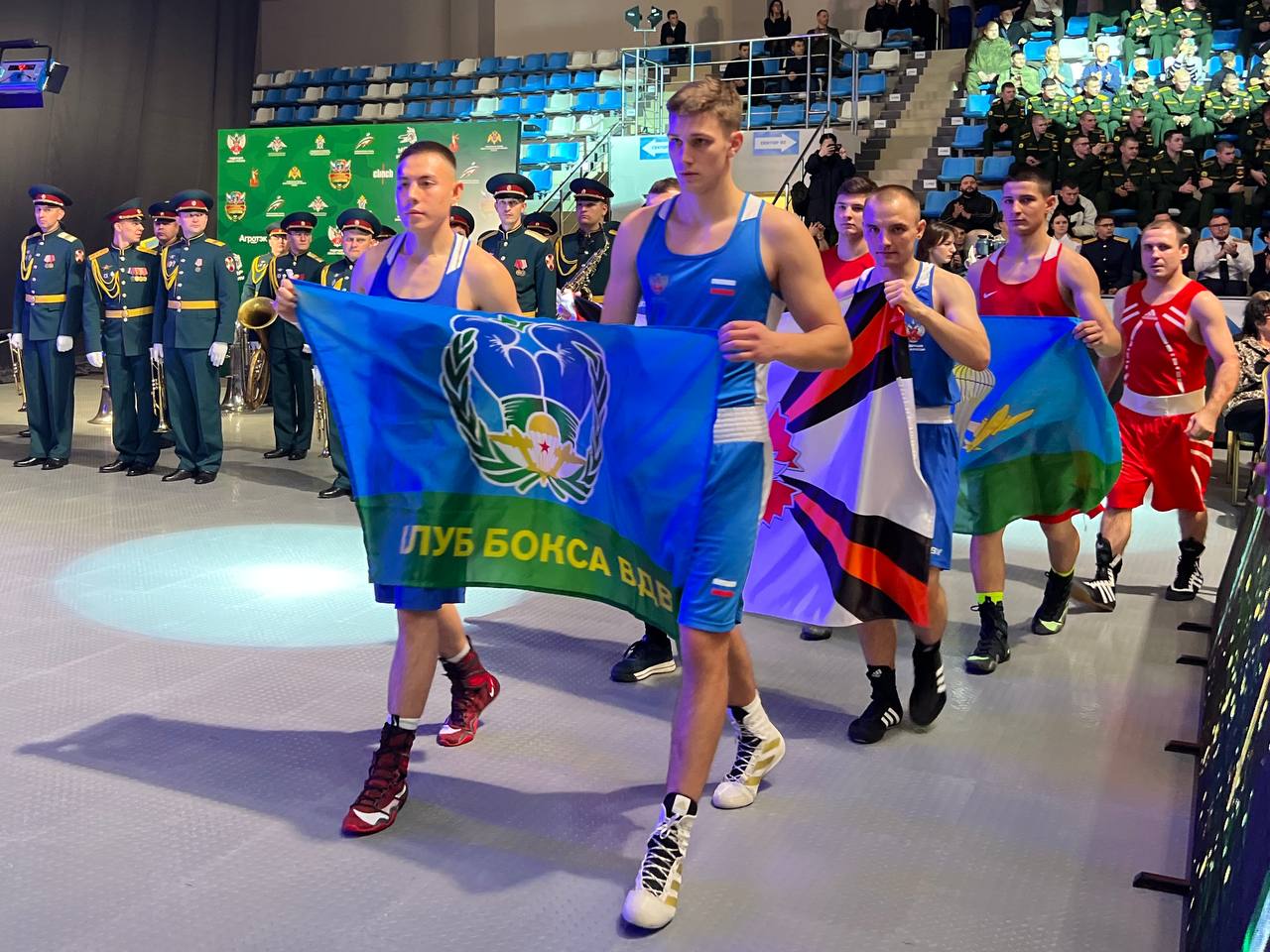 В Саратове торжественно открылись Всероссийские соревнования по боксу «Защитник» и первый Чемпионат России по дисциплине бокса «Удар на силу» В Саратове торжественно открылись Всероссийские соревнования по боксу «Защитник» и первый Чемпионат России по дисциплине бокса «Удар на силу»