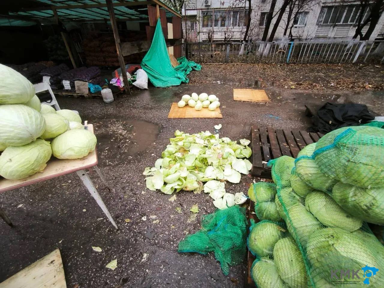 На незаконных торговых точках изъято весовое оборудование На незаконных торговых точках изъято весовое оборудование