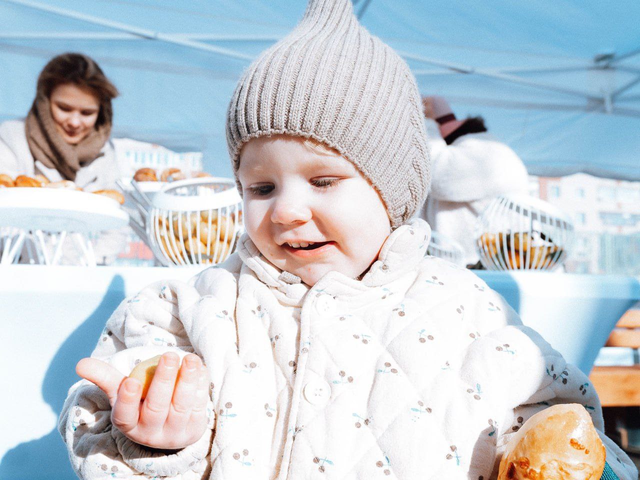 Журналисты, блогеры, экскурсоводы, архитекторы и градозащитники стали одними из первых посетителей обновленного Ботанического сада СГУ Журналисты, блогеры, экскурсоводы, архитекторы и градозащитники стали одними из первых посетителей обновленного Ботанического сада СГУ