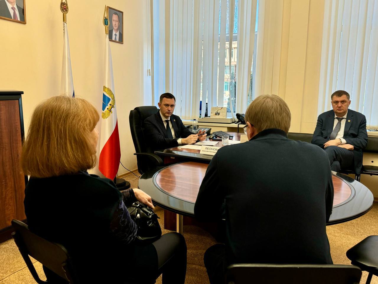 В рамках исполнения поручения губернатора Романа Бусаргина провел личный прием граждан, в ходе которого рассмотрели с коллегами различные вопросы В рамках исполнения поручения губернатора Романа Бусаргина провел личный прием граждан, в ходе которого рассмотрели с коллегами различные вопросы