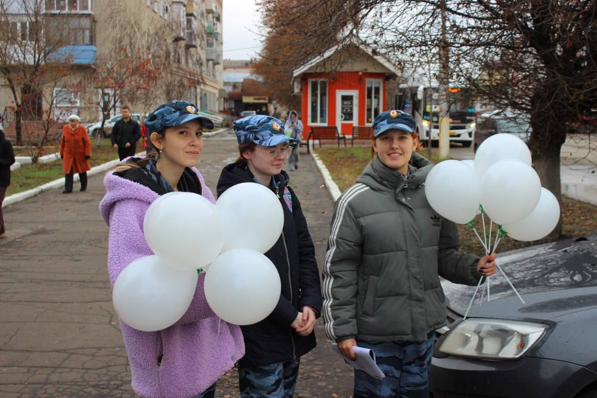 В Балашове прошли мероприятия в память о жертвах дорожных трагедий В Балашове прошли мероприятия в память о жертвах дорожных трагедий