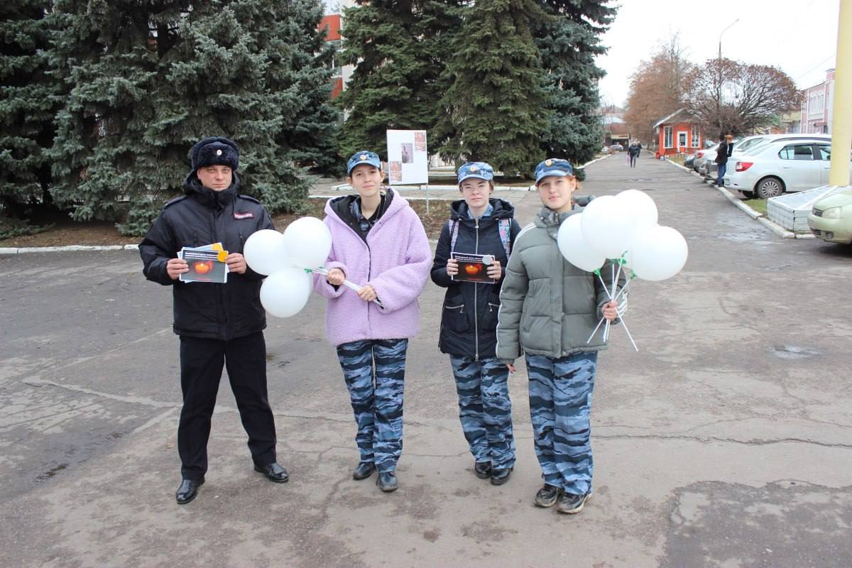 В Балашове прошли мероприятия в память о жертвах дорожных трагедий В Балашове прошли мероприятия в память о жертвах дорожных трагедий