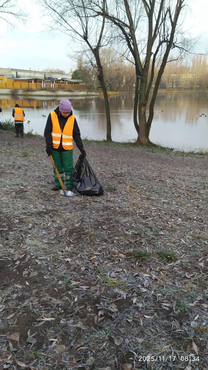 Сотрудники «Комбината благоустройства» работают в ежедневном режиме на улицах города Балаково Сотрудники «Комбината благоустройства» работают в ежедневном режиме на улицах города Балаково