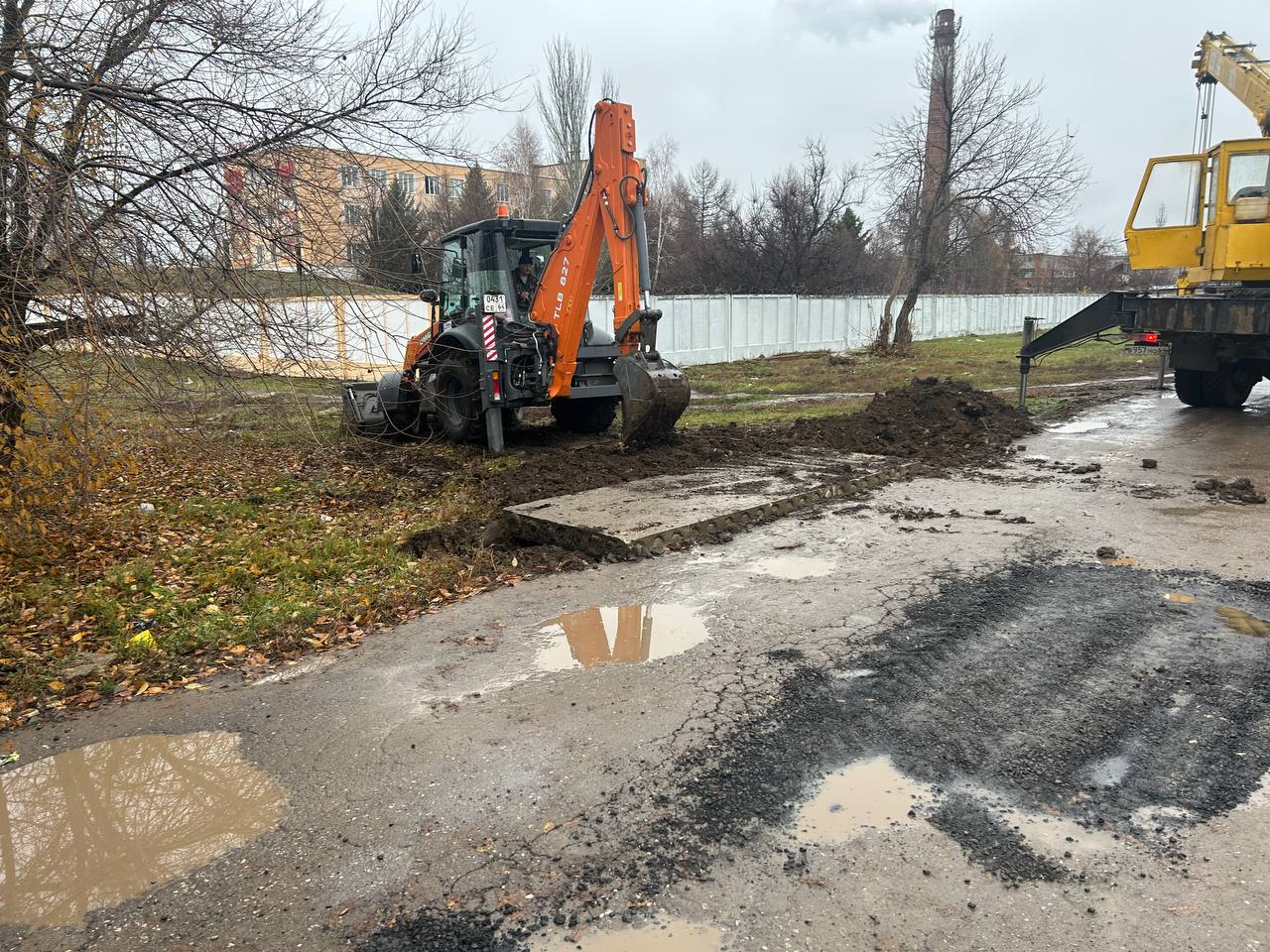 На очередном заседании штаба по благоустройству поручил усилить контроль за нарушениями в сфере благоустройства и работу по организации контейнерных площадок На очередном заседании штаба по благоустройству поручил усилить контроль за нарушениями в сфере благоустройства и работу по организации контейнерных площадок