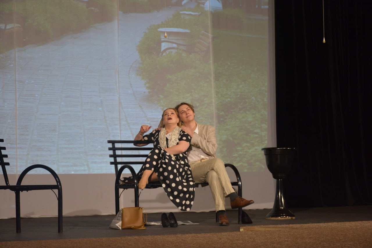 В ГЦИ прошла премьера спектакля «Скамейка» В ГЦИ прошла премьера спектакля «Скамейка»