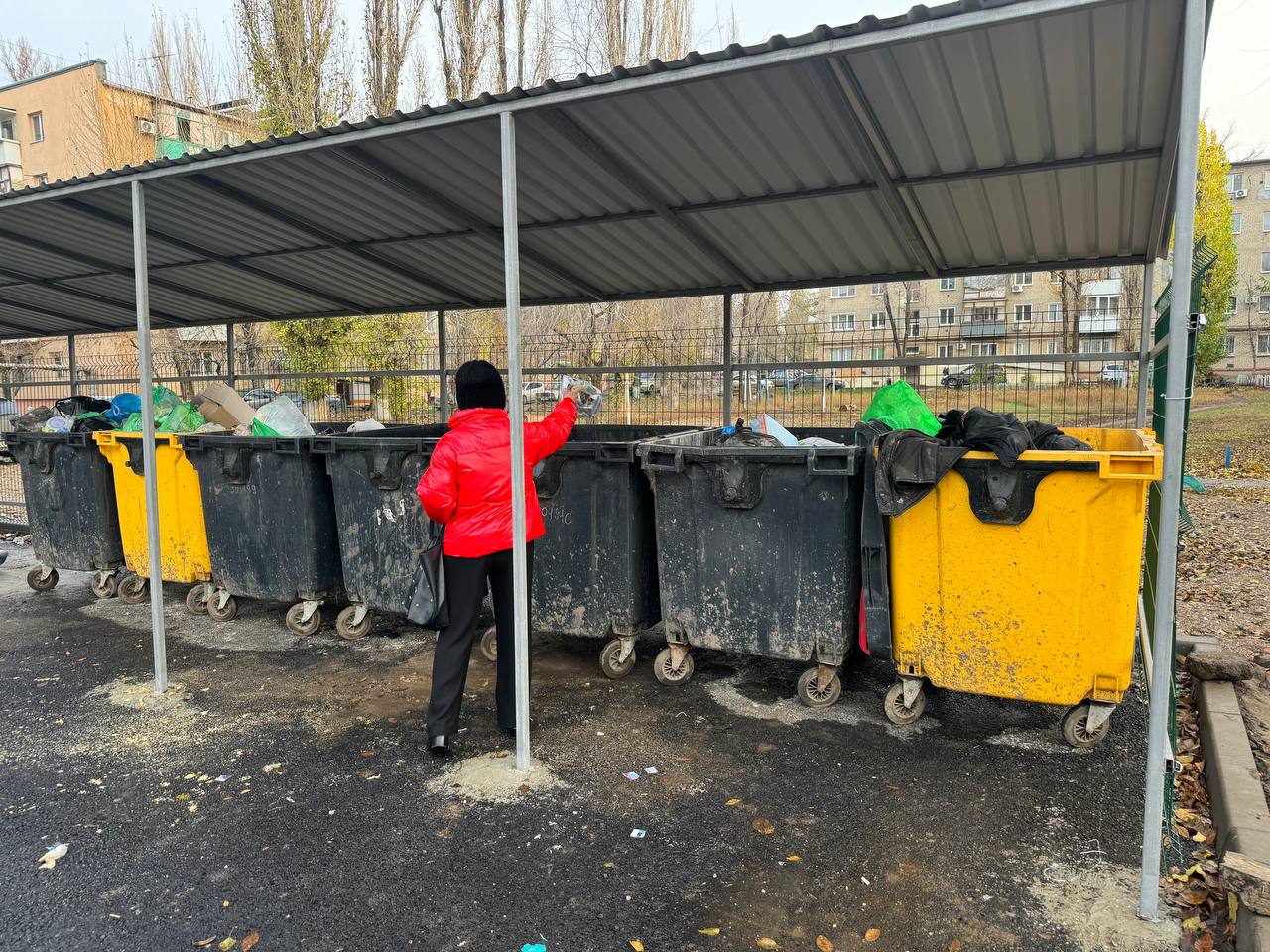 Семь управляющих организаций подписали соглашение о содержании контейнерной площадки на улице Полиграфическая, 63