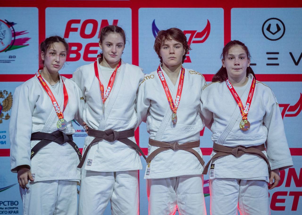 Братья Топтыгины сошлись в решающем поединке Братья Топтыгины сошлись в решающем поединке