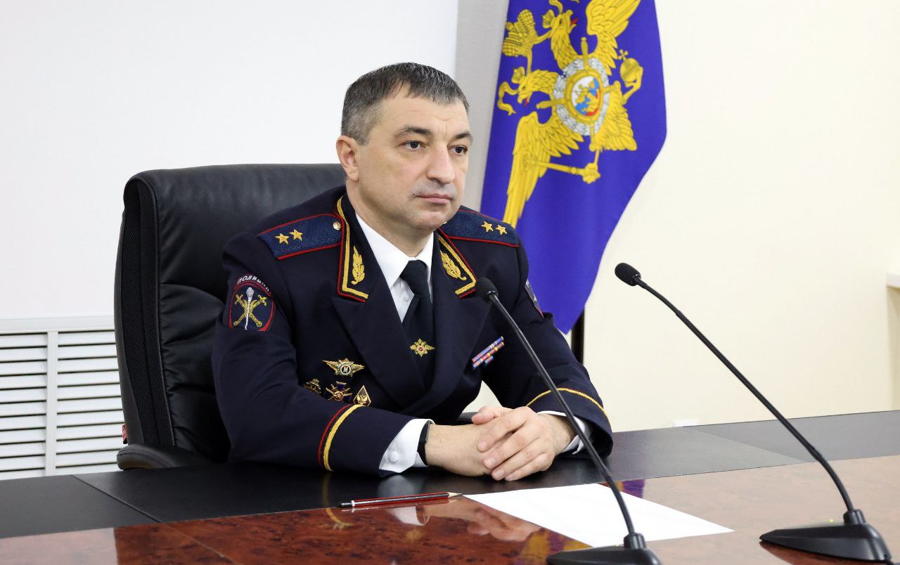 Службе участковых уполномоченных полиции 102 года! Службе участковых уполномоченных полиции 102 года!